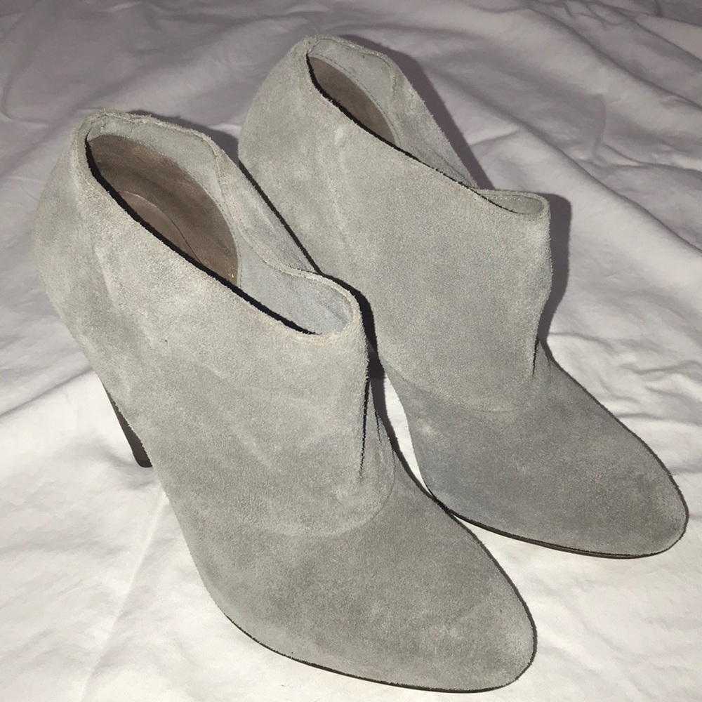 Cole haan grey suede ankle boots 10M